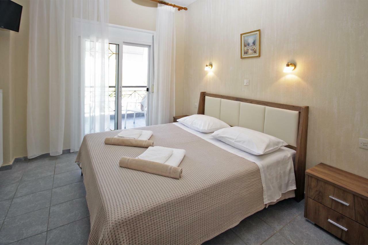 Funbeach Rooms Neos Marmaras Exterior foto